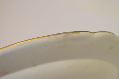 Lot 401 - Late 18th century Flight Worcester plate from the 'Hope Service'