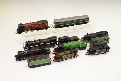 Lot 343 - Mixed group of 00 gauge railway train set locomotives