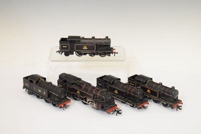 Lot 331 - Five Hornby Dublo 00 gauge railway train set tank locomotives