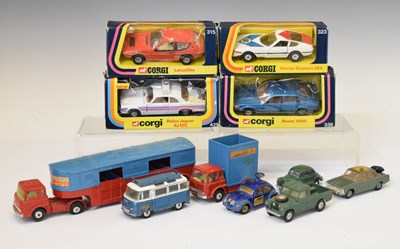 Lot 323 - Corgi - Quantity of boxed and loose diecast model vehicles