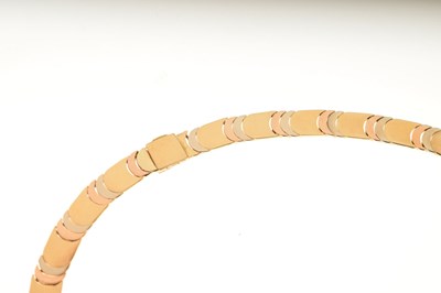 Lot 160 - Italian three-colour collar and matching bracelet