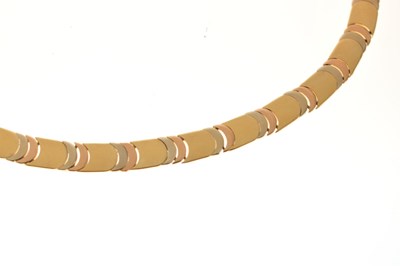 Lot 160 - Italian three-colour collar and matching bracelet
