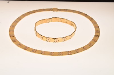 Lot 160 - Italian three-colour collar and matching bracelet