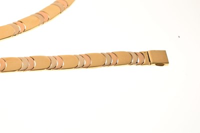 Lot 160 - Italian three-colour collar and matching bracelet