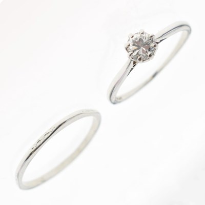 Lot 68 - Single stone diamond ring and wedding band