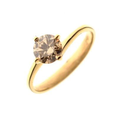 Lot 6 - Diamond single stone ring