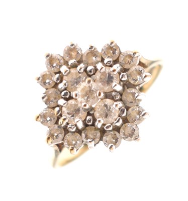 Lot 2 - 9ct gold cluster ring set white stones