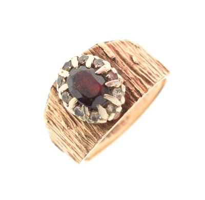 Lot 1 - 1970s 9ct gold garnet and white stone cluster ring