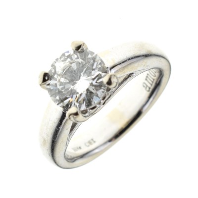Lot 4 - Diamond single stone ring