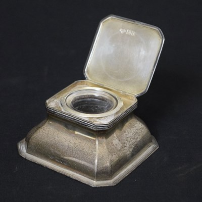 Lot 207 - Edward VII silver inkwell with Royal Hussars inscription