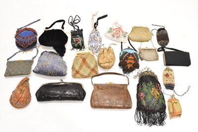 Lot 337 - Quantity of early mid 20th century beadwork and other evening bags