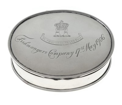 Lot 113 - Edward VII silver Livery Company box of oval form
