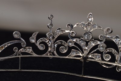 Lot 21 - Early 20th century Belle Époque diamond tiara