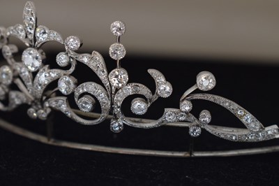 Lot 21 - Early 20th century Belle Époque diamond tiara