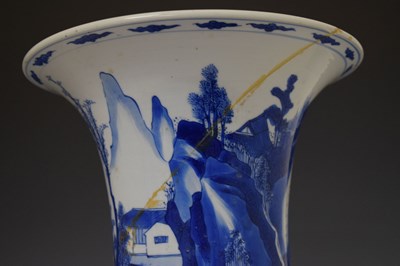 Lot 230 - Early 19th century Chinese blue and white porcelain yen-yen vase