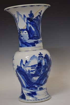 Lot 230 - Early 19th century Chinese blue and white porcelain yen-yen vase