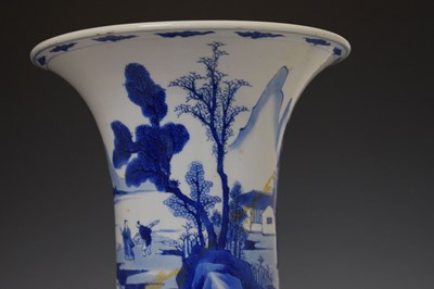 Lot 230 - Early 19th century Chinese blue and white porcelain yen-yen vase