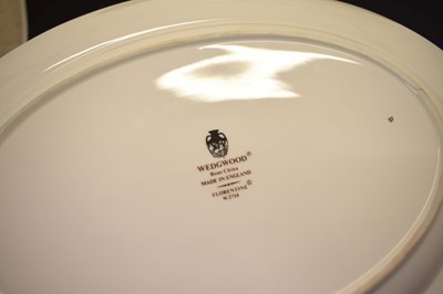 Lot 351 - Extensive unused Wedgwood 'Turquoise Florentine' pattern tea and dinner service