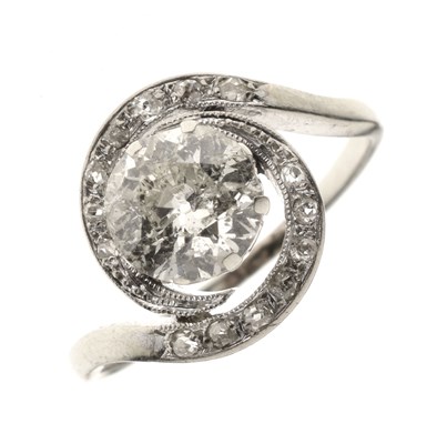 Lot 1 - Diamond single stone ring
