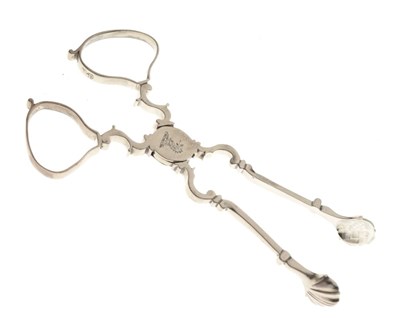 Lot 81 - Pair of George II silver scissor action sugar nips