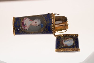 Lot 127 - Good early George III South Staffordshire enamel etui, circa 1770