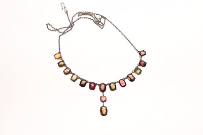Lot 51 - Early 20th century tourmaline white metal fringe necklace