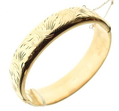 Lot 49 - 9ct gold snap bangle