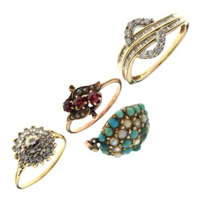 Lot 62 - Three dress rings