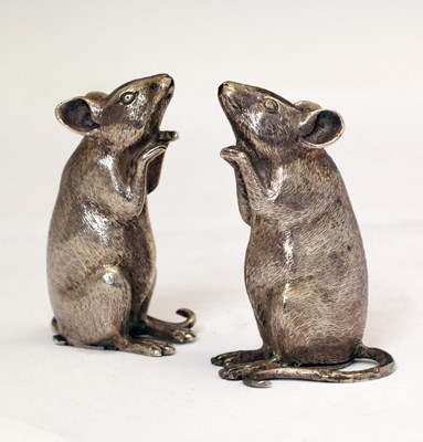 Lot 95 - Elizabeth II silver two-piece novelty condiment set in the form of begging mice