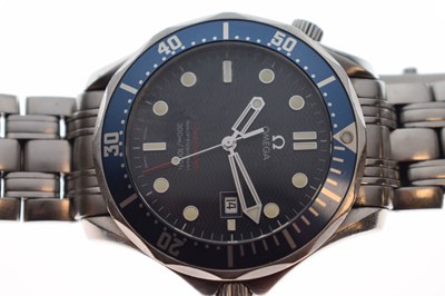 Lot 80 - Omega - Gentleman's Seamaster Professional stainless steel bracelet watch