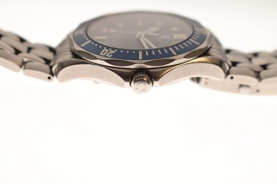 Lot 80 - Omega - Gentleman's Seamaster Professional stainless steel bracelet watch