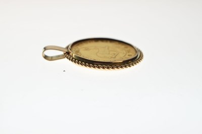 Lot 142 - South African two rand gold coin, 1962, in unmarked yellow metal mount