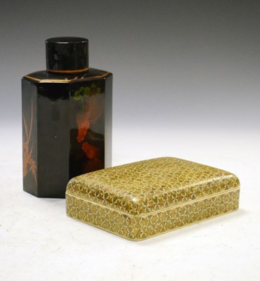 Lot 451 - Japanese lacquer caddy and star pattern box