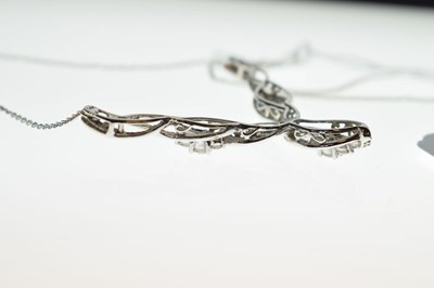 Lot 53 - Diamond white gold necklace