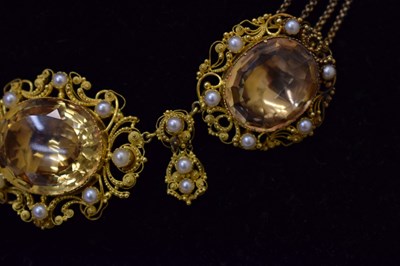 Lot 46 - Impressive citrine and pearl necklace