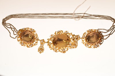 Lot 46 - Impressive citrine and pearl necklace
