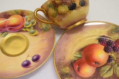 Lot 345 - Six Royal Worcester porcelain fruit painted cups, saucers and plates