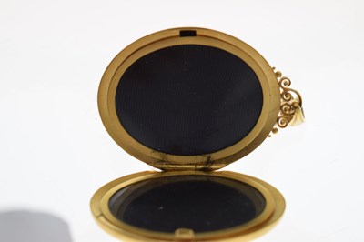 Lot 40 - Victorian diamond yellow metal locket pendant