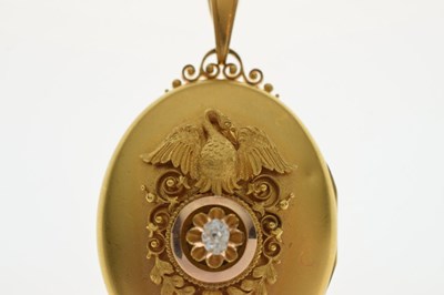 Lot 40 - Victorian diamond yellow metal locket pendant