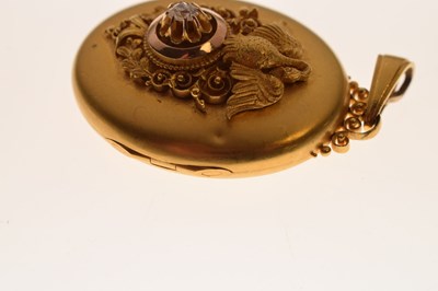 Lot 40 - Victorian diamond yellow metal locket pendant