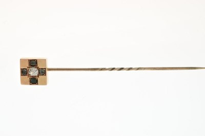Lot 69 - Victorian diamond and green stone yellow metal stick pin