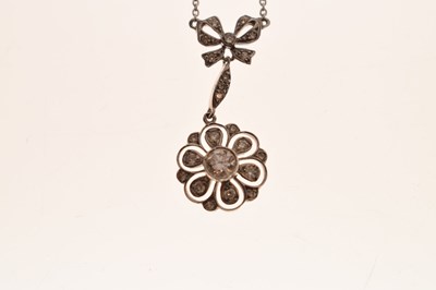 Lot 36 - Diamond Belle Époque 18ct white gold pendant necklace