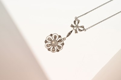 Lot 36 - Diamond Belle Époque 18ct white gold pendant necklace
