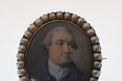Lot 43 - George III portrait miniature on ivory