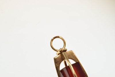 Lot 74 - Elis Kauppi for Kupittaan Kulta, Finland - 9ct gold carnelian pendant