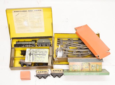 Lot 382 - Bassett Lowke - Boxed 'O' gauge 'Prince Charles' railway trainset