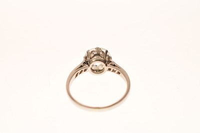 Lot 2 - Diamond solitaire ring