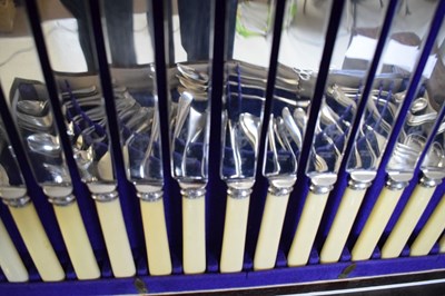 Lot 111 - Canteen of George V silver rat tail pattern flatware