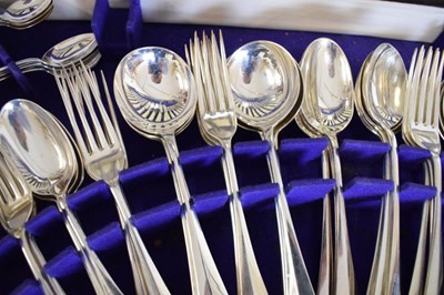 Lot 111 - Canteen of George V silver rat tail pattern flatware