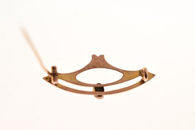 Lot 32 - Murrle Bennett - Art Nouveau 9ct rose gold brooch